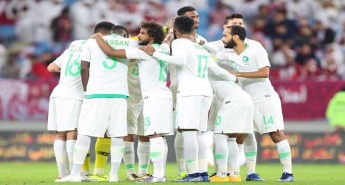 السعودية تخطف فوزًا مثيرًا أمام قطر بهدف وتتأهل لنهائي خليجي 24